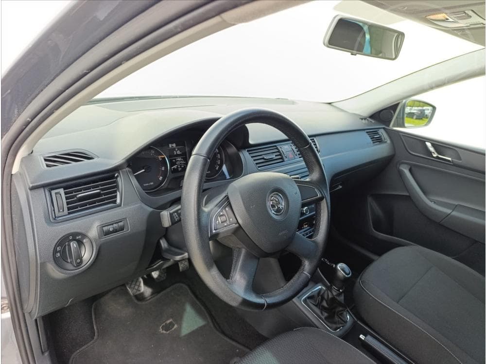 2013 Škoda RAPID - 13