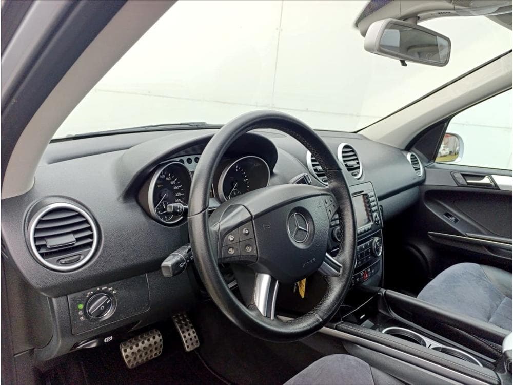 2009 Mercedes-Benz M-Class - 13