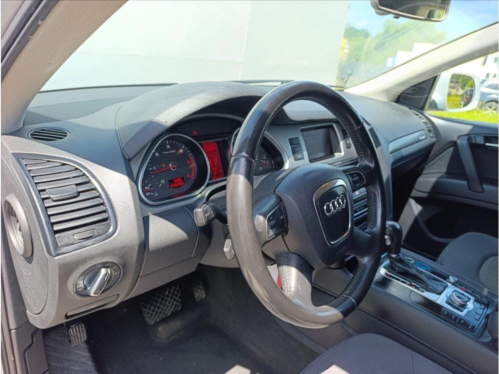 2009 Audi Q7 - 13
