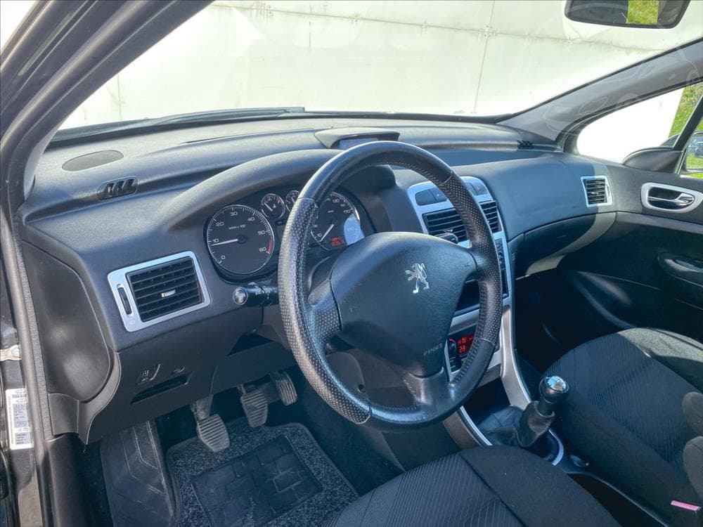 2006 Peugeot 307 - 27