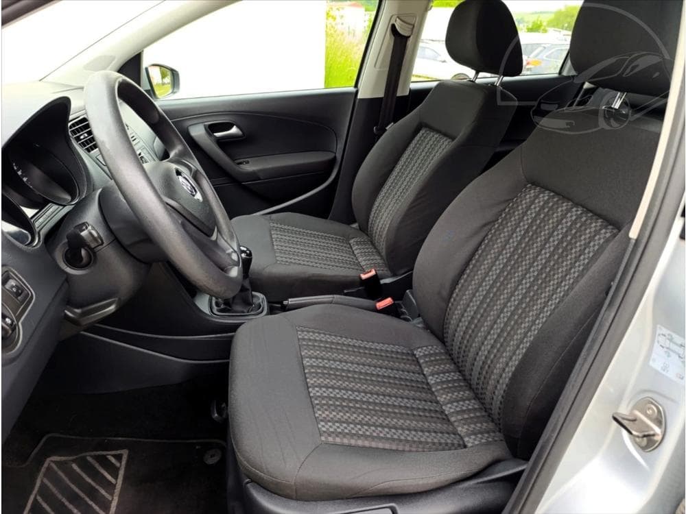 2017 Volkswagen Polo - 14