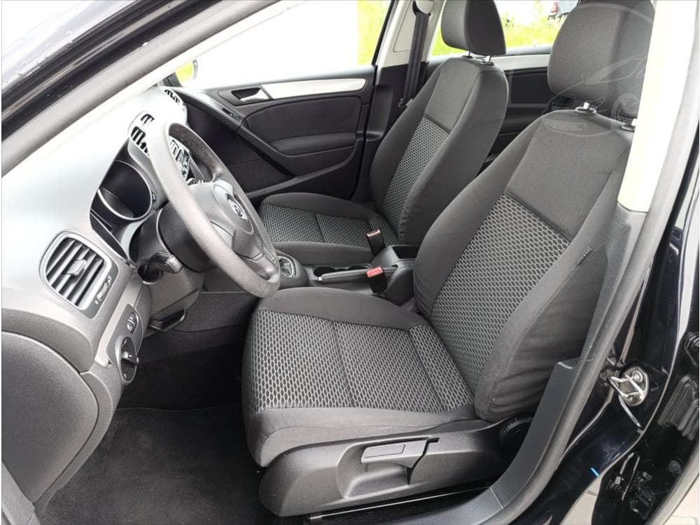 2011 Volkswagen GOLF - 14