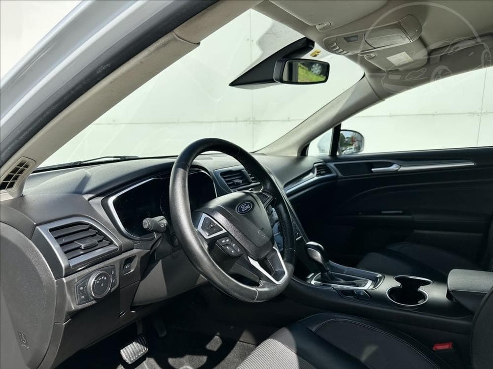 2019 Ford MONDEO - 14