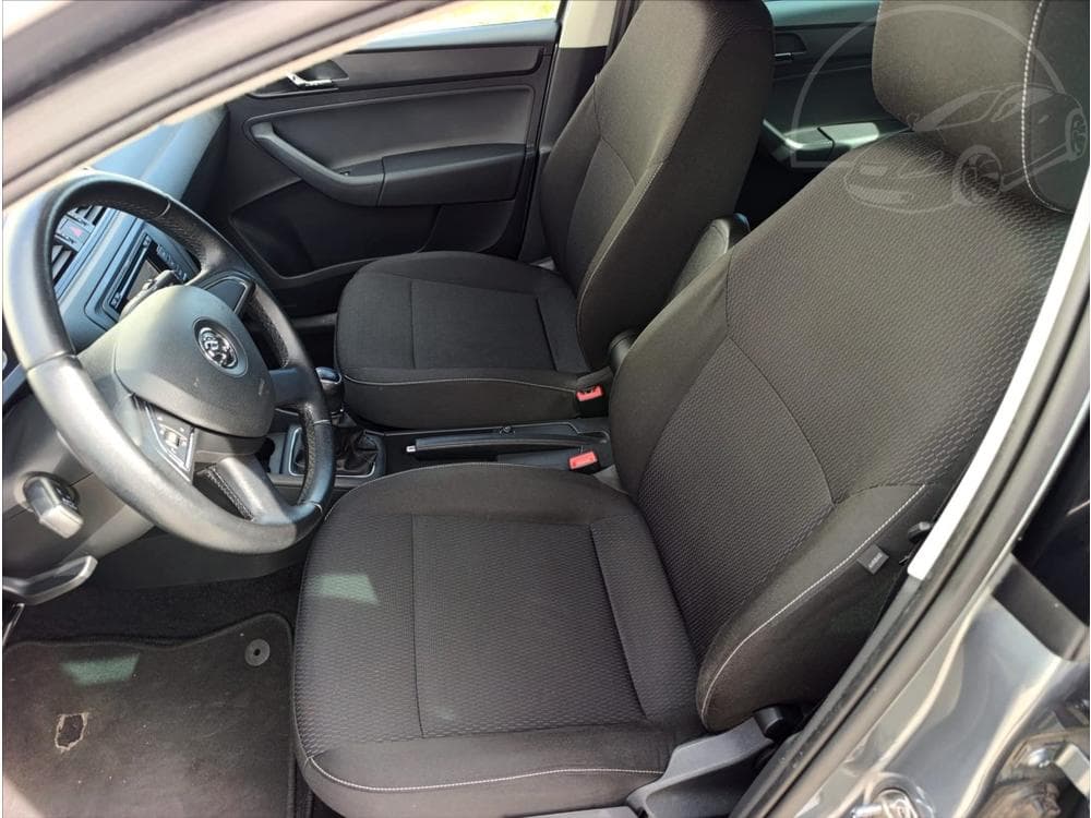 2013 Škoda RAPID - 14