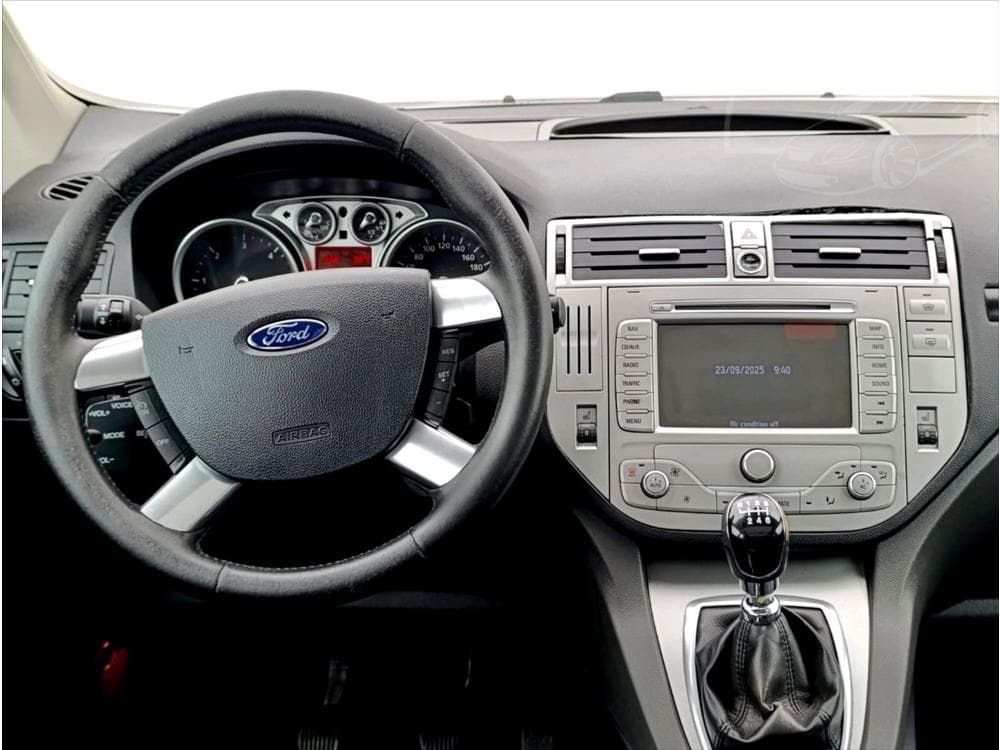 2011 Ford Kuga - 15