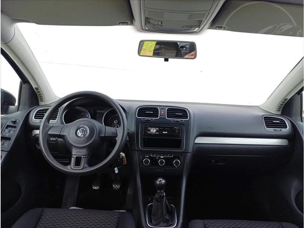 2011 Volkswagen GOLF - 15