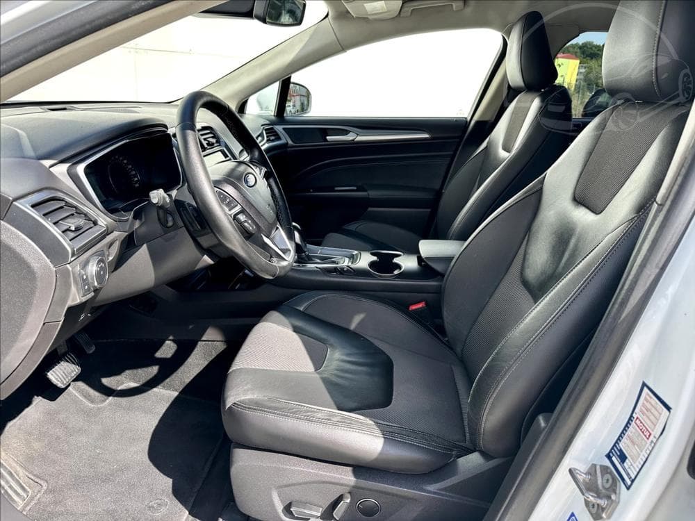 2019 Ford MONDEO - 15