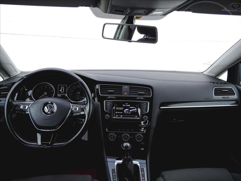 2015 Volkswagen GOLF - 15