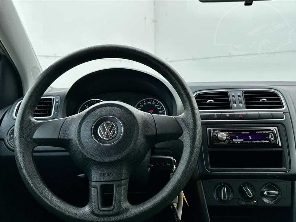 2012 Volkswagen POLO - 16