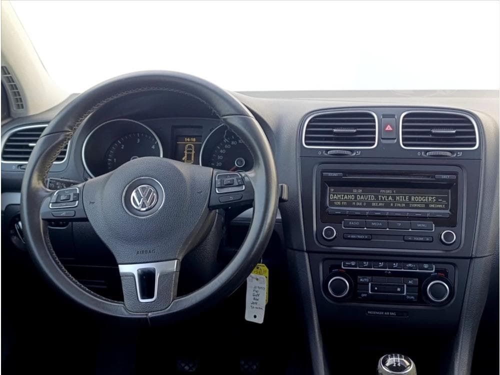 2012 Volkswagen GOLF - 16