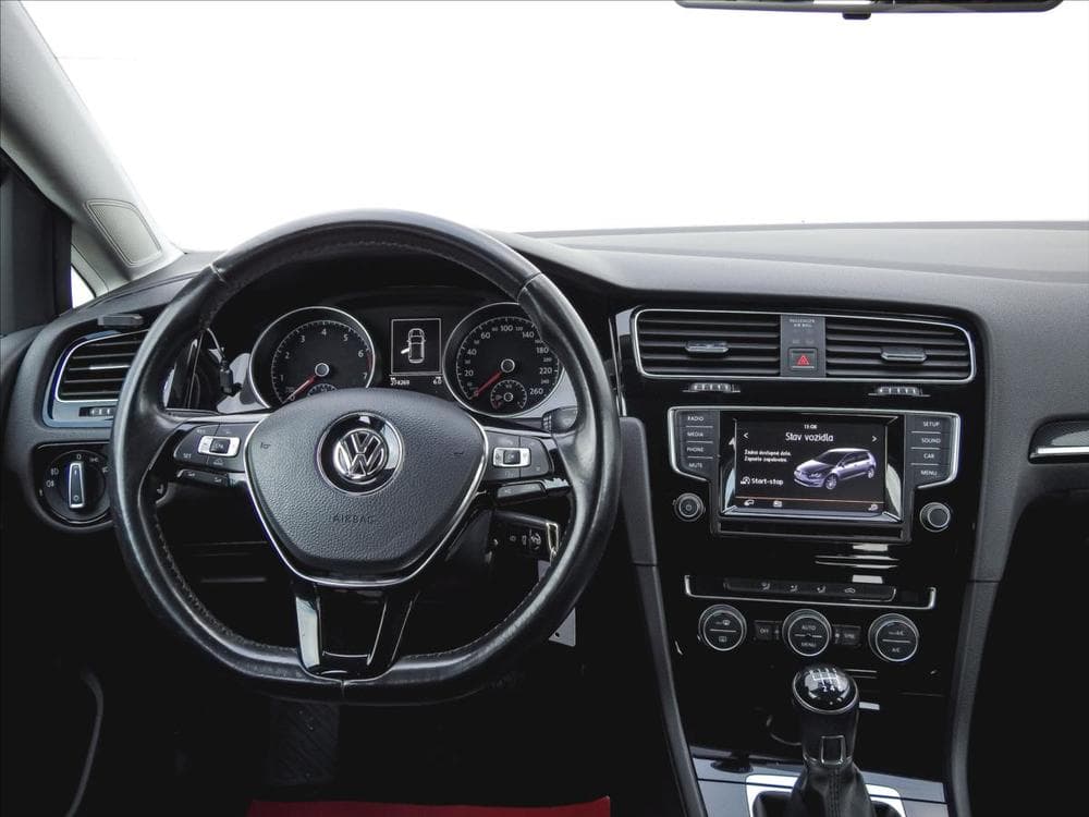 2015 Volkswagen GOLF - 16