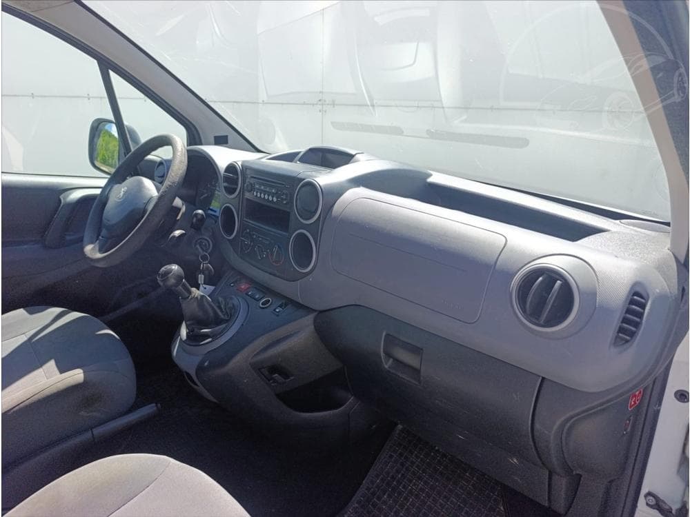 2012 Peugeot PARTNER - 17