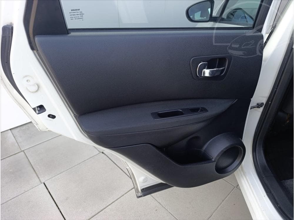 2010 Nissan QASHQAI - 18