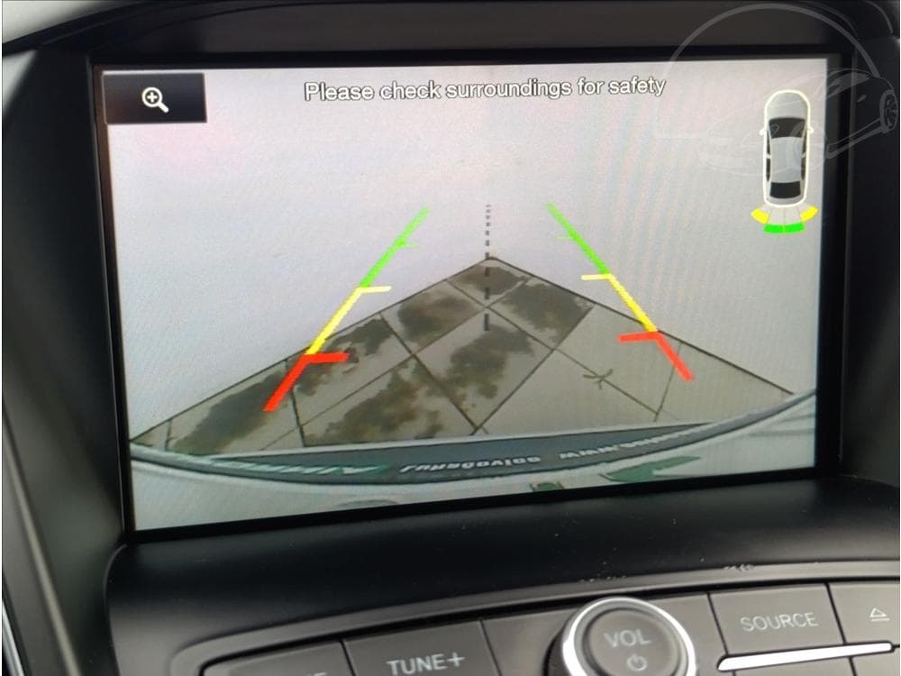 2016 Ford C-Max - 18