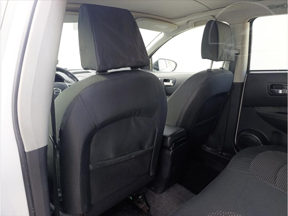 2010 Nissan QASHQAI - 19