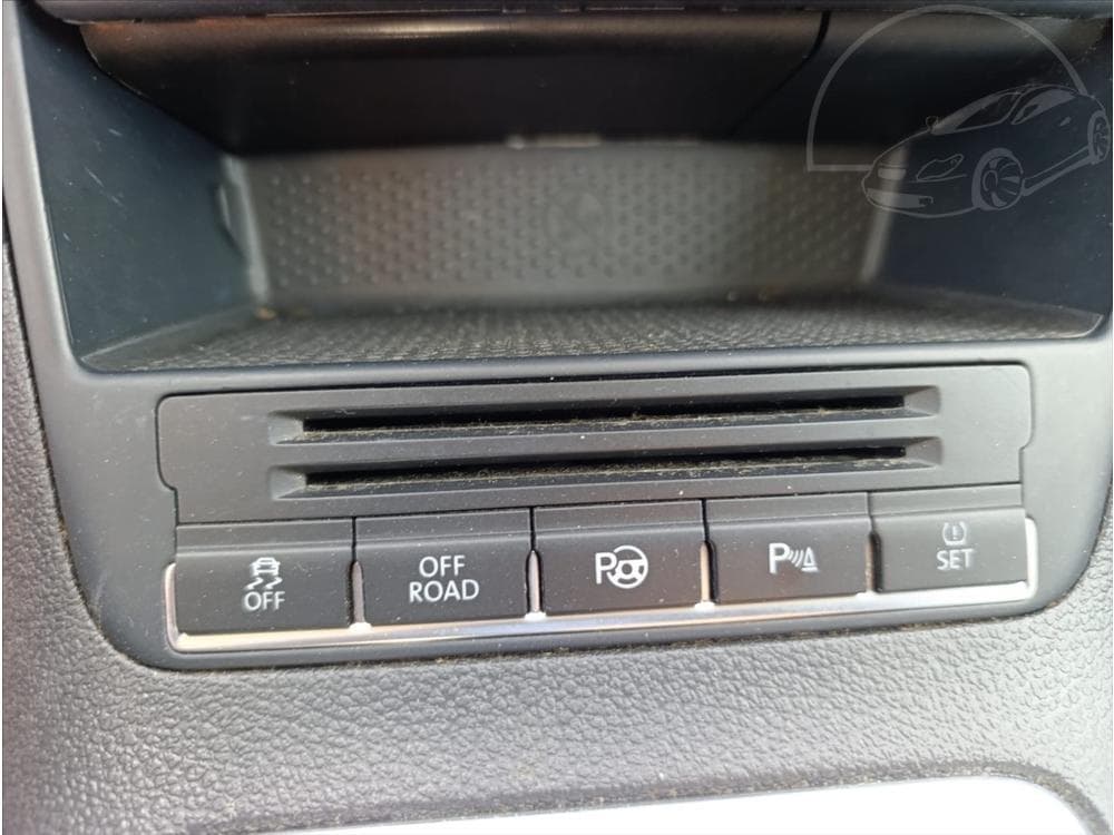 2010 Volkswagen TIGUAN - 37