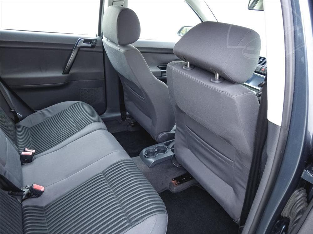 2005 Volkswagen POLO - 19