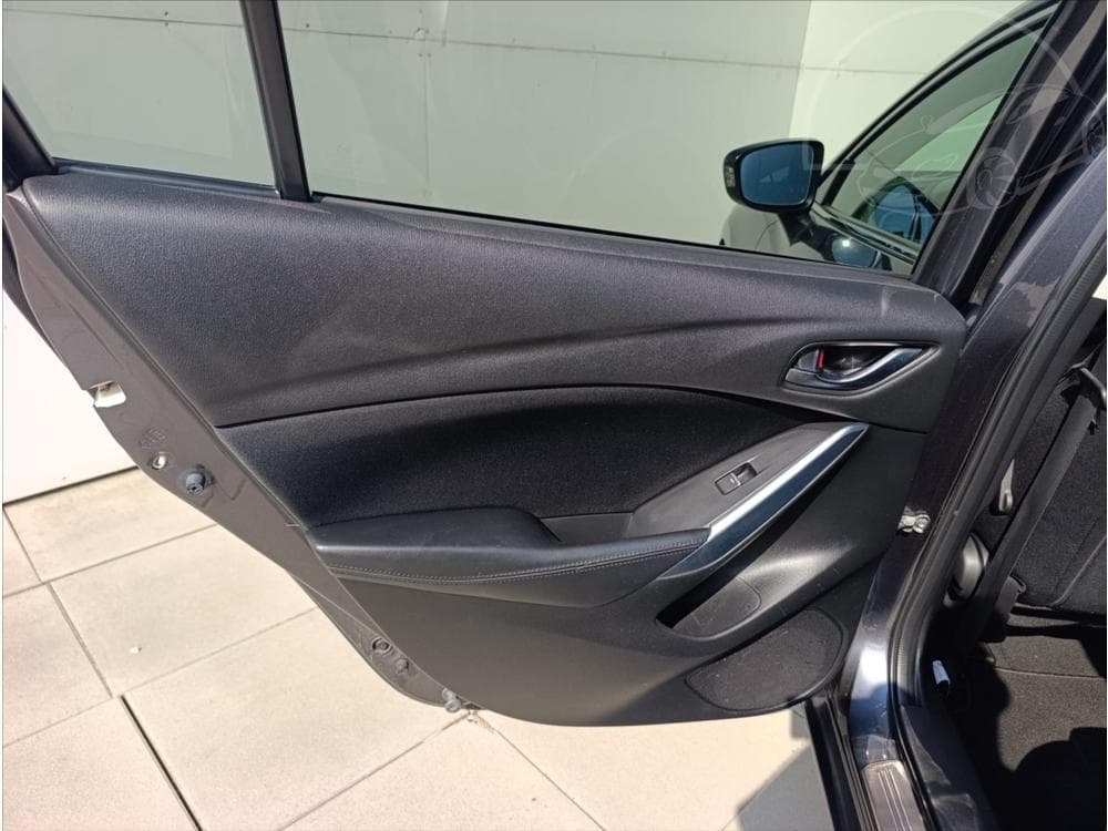2015 Mazda 6 - 39