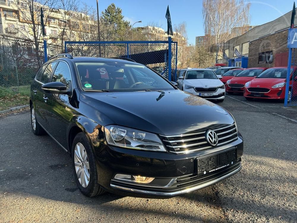 2011 Volkswagen PASSAT