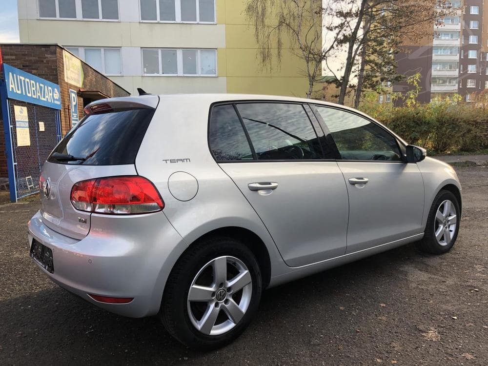 2011 Volkswagen GOLF - 3