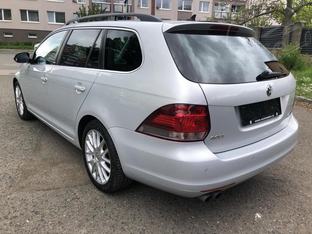 2011 Volkswagen GOLF - 3