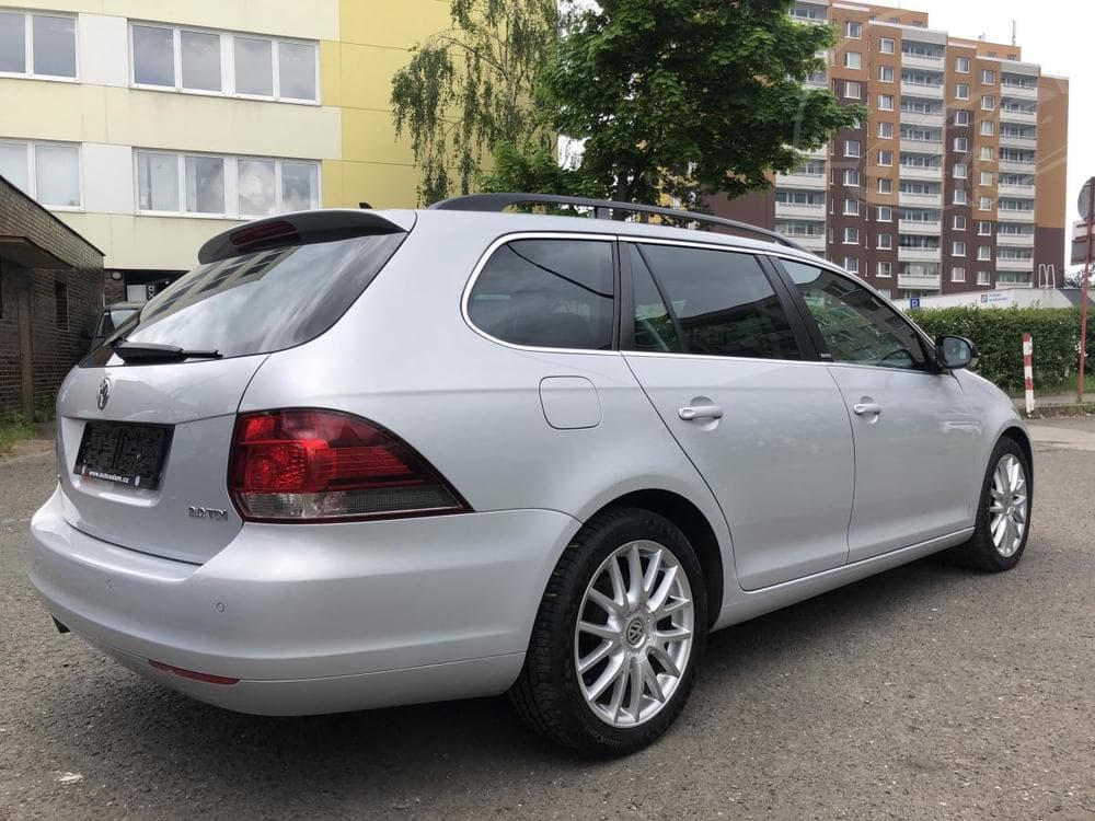 2011 Volkswagen GOLF - 4