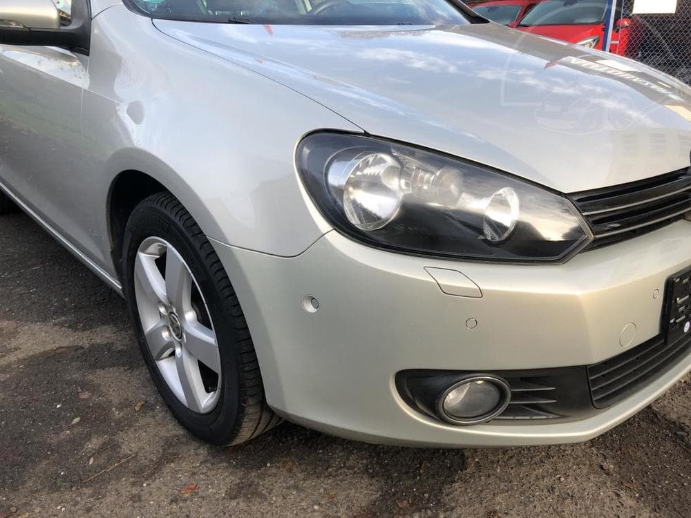 2011 Volkswagen GOLF - 8