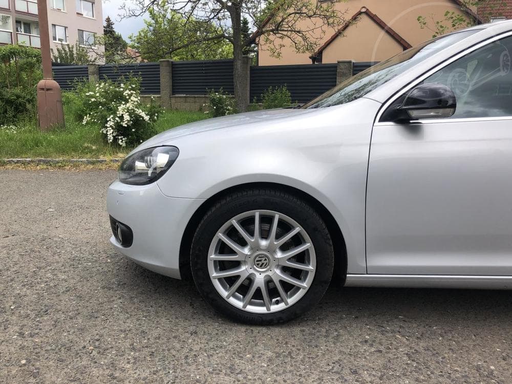 2011 Volkswagen GOLF - 11