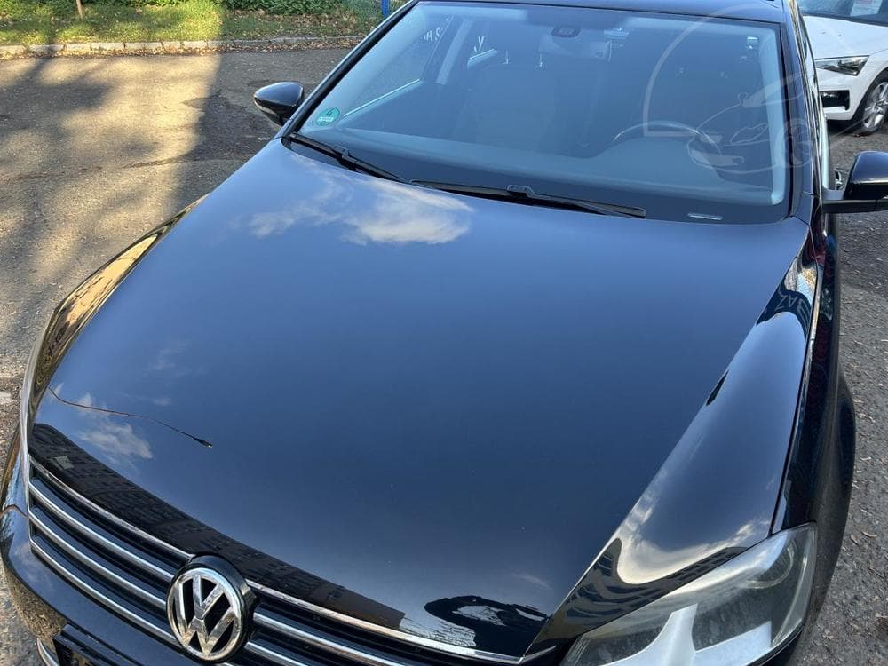 2011 Volkswagen PASSAT - 12