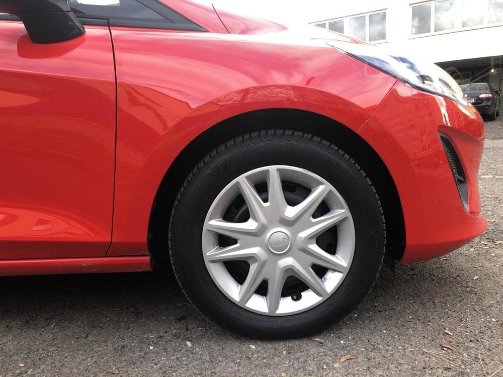 2019 Ford Fiesta - 14