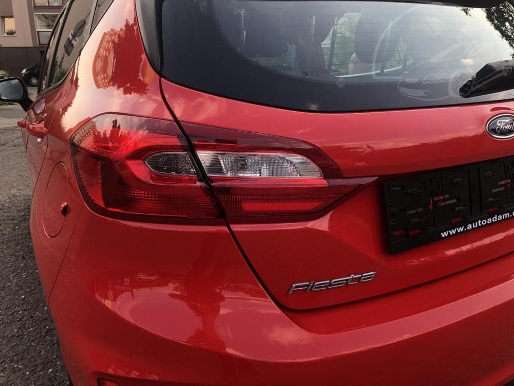 2017 Ford FIESTA - 18