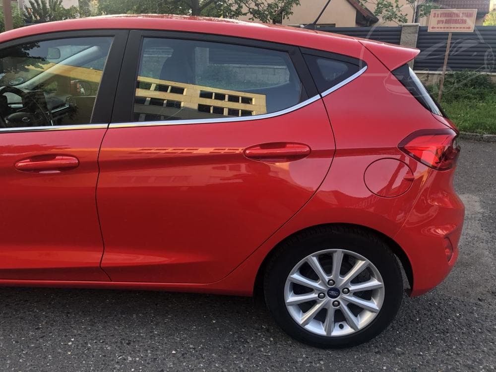 2018 Ford Fiesta - 18