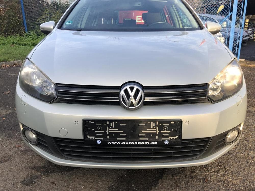 2011 Volkswagen GOLF - 18