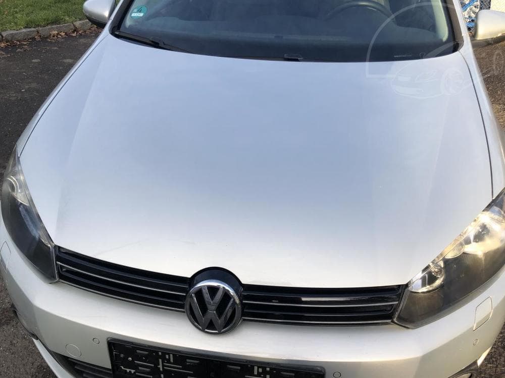2011 Volkswagen GOLF - 19