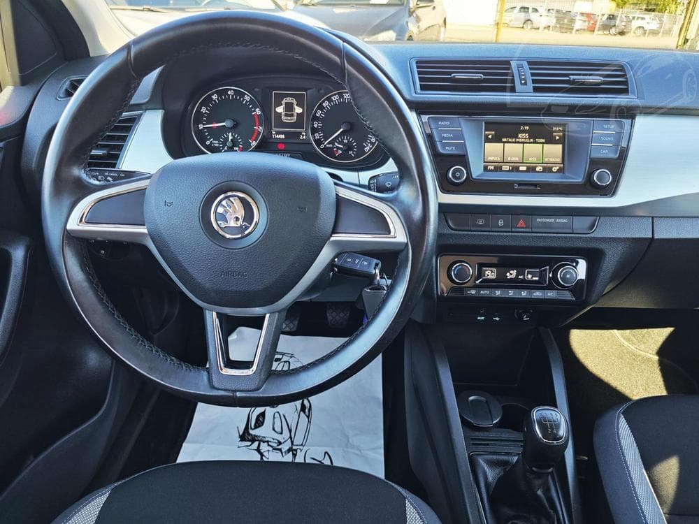 2015 Škoda FABIA - 37