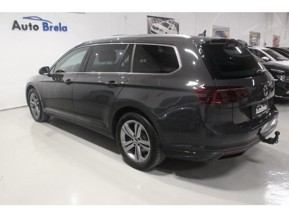 2021 Volkswagen PASSAT - 10