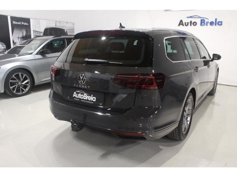 2021 Volkswagen PASSAT - 12