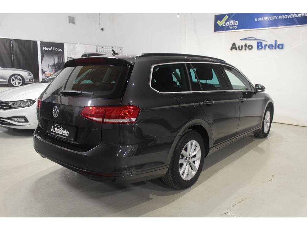 2019 Volkswagen PASSAT - 13