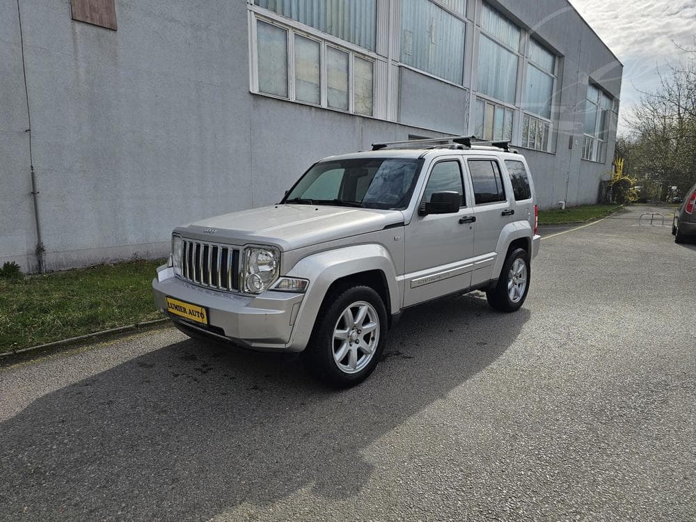 2011 Jeep CHEROKEE