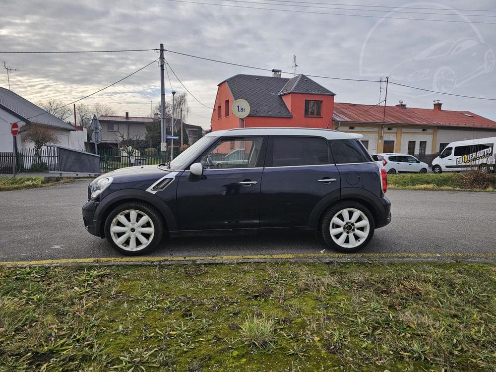 2011 Mini COUNTRYMAN - 2