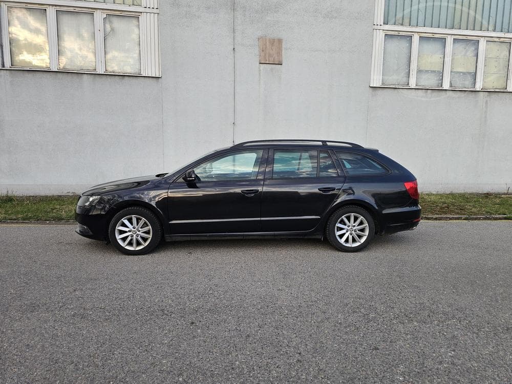 2014 Škoda SUPERB - 4