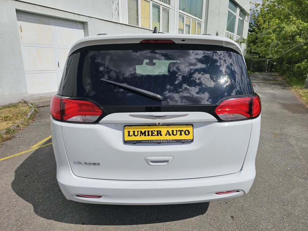2021 Chrysler PACIFICA - 7