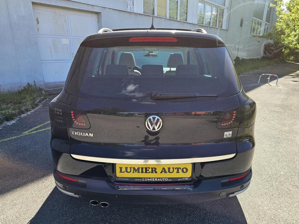 2009 Volkswagen TIGUAN - 4