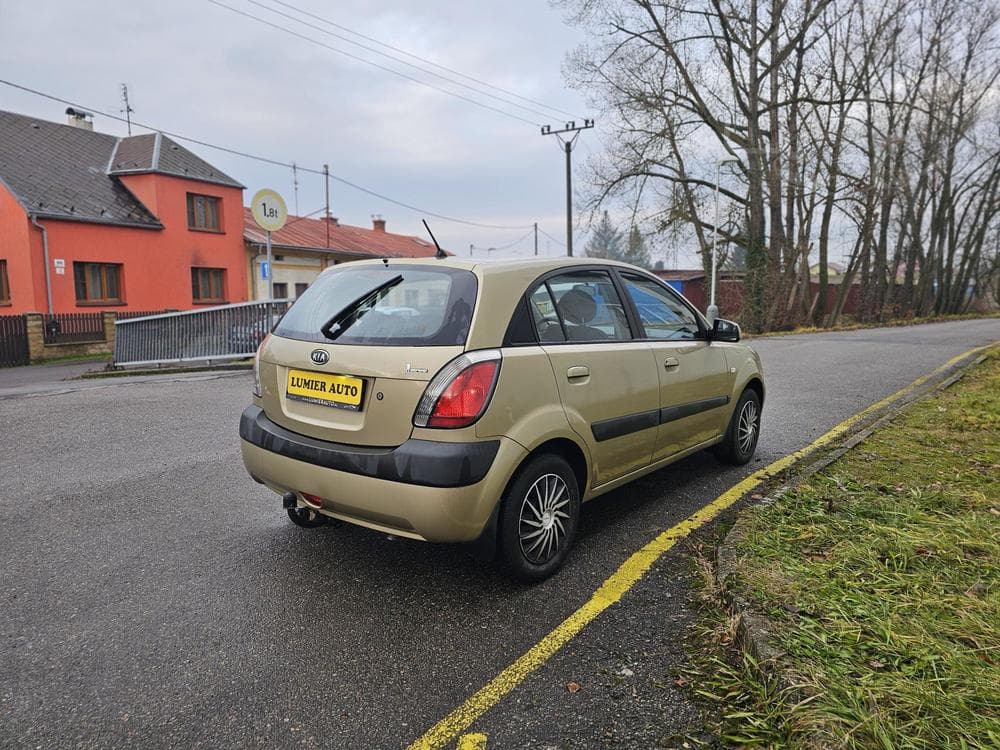 2006 Kia RIO - 5