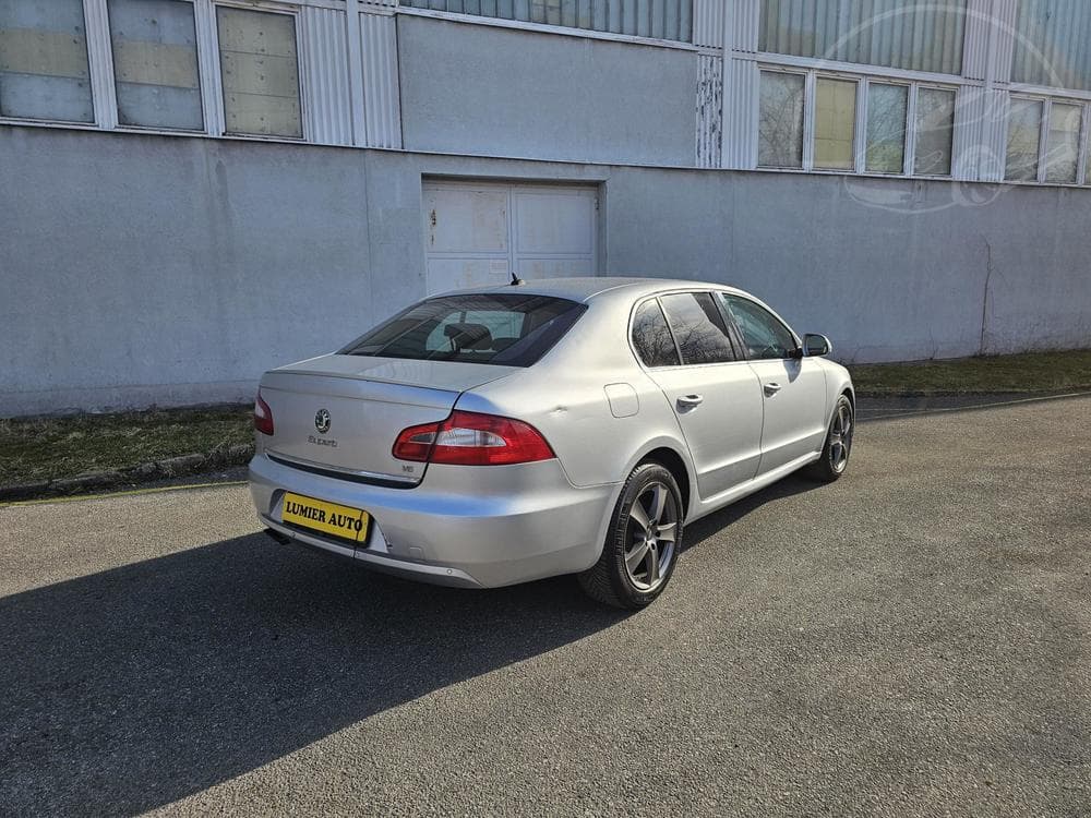 2011 Škoda SUPERB - 5