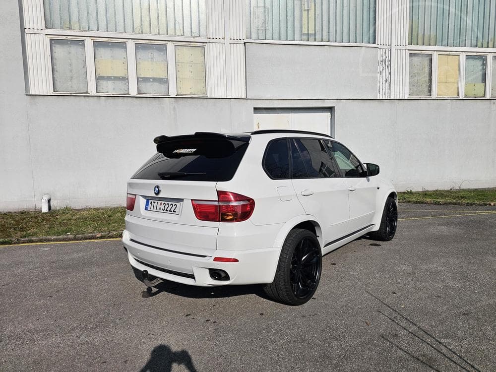 2010 BMW X5 - 5