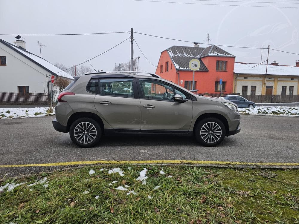 2017 Peugeot 2008 - 6