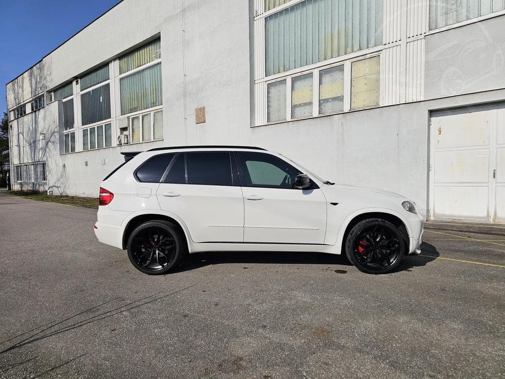 2010 BMW X5 - 6