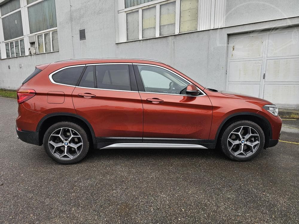 2017 BMW X1 - 11