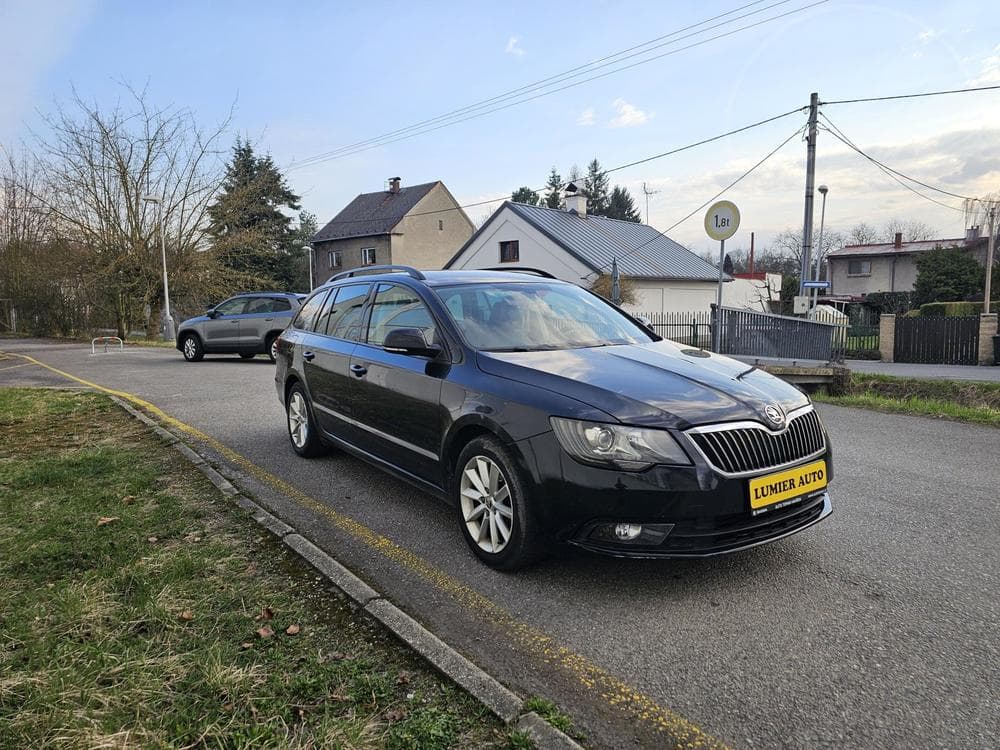 2014 Škoda SUPERB - 19